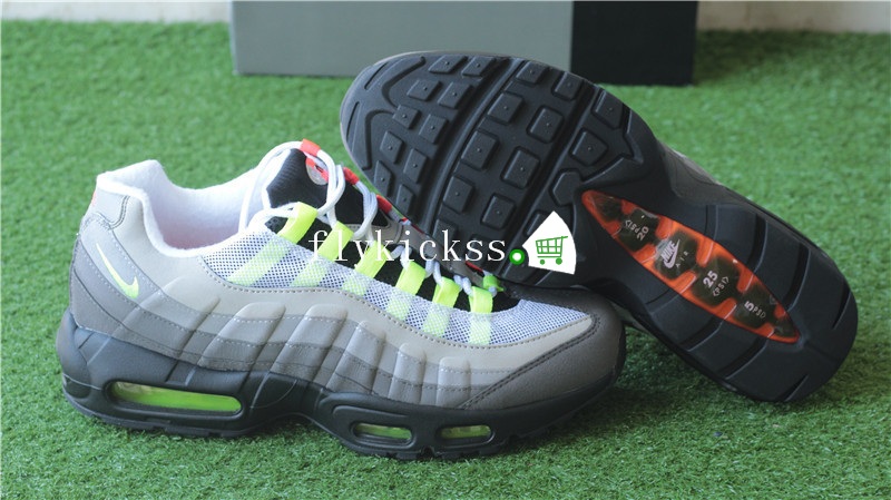 NikeCourt Vapor RF x Air Max 95